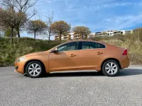Gebraucht Volvo S60 Summum 163 PS (119 kW) 2011 Orange Limousine