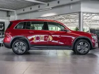 Gebraucht Mercedes GLB220 Progressive 190 PS (139 kW) 2025 Rot manufaktur lack manufaktur patagonie (metallic) SUV