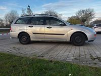 Usata Ford Focus 75 CV (55 kW) 2001 Argento Station wagon