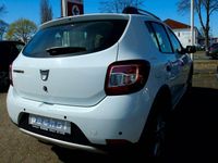 Gebraucht Dacia Sandero Prestige 90 PS (66 kW) 2014 Weiß Limousine