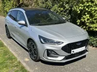 Gebraucht Ford Focus ST-Line X 116 PS (85 kW) 2025 Silber Limousine