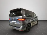 Second-hand VW Multivan 150 CP (110 kW) 2026 Gri Monovolum
