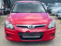 Gebraucht Hyundai i30 109 PS (80 kW) 2010 Rot Limousine