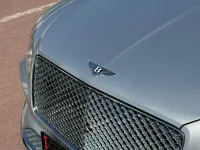 Gebraucht Bentley Bentayga 551 PS (405 kW) 2021 Silber SUV
