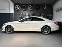 Gebraucht Mercedes CLS63 AMG AMG 557 PS (409 kW) 2013 Weiß Limousine
