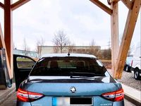 Gebraucht Skoda Superb 150 PS (110 kW) 2016 Grau Limousine