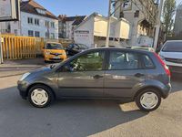 Usata Ford Fiesta Ambiente 60 CV (44 kW) 2003 Grigio Utilitaria