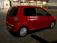 Gebraucht Daihatsu Cuore 58 PS (42 kW) 2005 Rot Kleinwagen