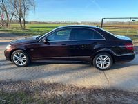 Gebraucht Mercedes E300 Avantgarde 204 PS (150 kW) 2010 Braun Limousine