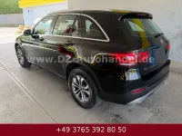 Gebraucht Mercedes GLC220 194 PS (142 kW) 2022 Schwarz SUV