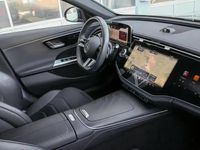 Gebraucht Mercedes E200 AMG 204 PS (150 kW) 2024 Schwarz obsidianschwarz metallic Limousine