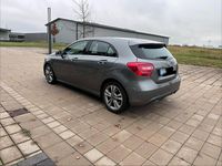 Gebraucht Mercedes A220 170 PS (125 kW) 2013 Grau Limousine