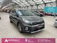 Gebraucht Kia Niro 141 PS (103 kW) 2022 Grau SUV
