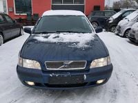Gebraucht Volvo V40 122 PS (89 kW) 2000 Blau Kombi