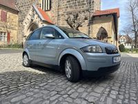 Second-hand Audi A2 Advanced Plus 75 CP (55 kW) 2002 Albastru Hatchback