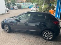Gebraucht Mazda 2 90 PS (66 kW) 2015 Schwarz Kleinwagen