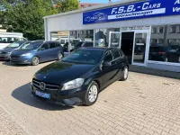 Gebraucht Mercedes A180 122 PS (89 kW) 2013 Schwarz Kleinwagen