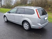 Gebraucht Ford Focus Titanium 101 PS (74 kW) 2010 Silber Kombi