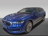 Neu Skoda Superb LAURIN & KLEMENT 150 PS (110 kW) 2026 Blau Kombi