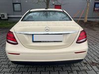 Gebraucht Mercedes E200 160 PS (117 kW) 2019 Beige Limousine