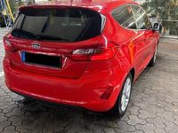 Gebraucht Ford Fiesta Cool & Connect 101 PS (74 kW) 2018 Rot Kleinwagen