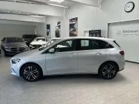 Gebraucht Mercedes B250e Progressive 163 PS (119 kW) 2023 Iridiumsilber Kleinwagen