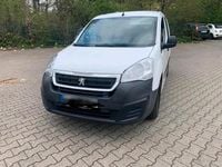 Gebraucht Peugeot Partner 100 PS (73 kW) 2018 Van / Kleinbus