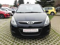 Gebraucht Hyundai i20 Classic 77 PS (56 kW) 2012 Schwarz Limousine
