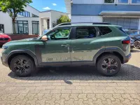 Neu Dacia Duster Extreme 122 PS (89 kW) 2026 Grün SUV