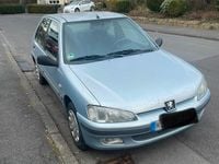 Gebraucht Peugeot 106 60 PS (44 kW) 2001 Silber Kleinwagen