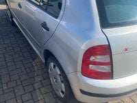 Gebraucht Skoda Fabia 54 PS (39 kW) 2003 Silber Limousine
