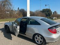 Gebraucht Mercedes C180 143 PS (105 kW) 2003 Silber Coupé