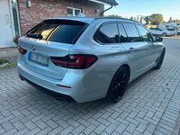 Gebraucht BMW 530 286 PS (210 kW) 2020 Silber Kombi