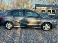 Gebraucht Mercedes B180 122 PS (89 kW) 2012 Grau Kleinwagen