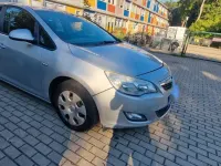 Gebraucht Opel Astra Edition 116 PS (85 kW) 2010 Silber Limousine