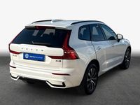 Gebraucht Volvo XC60 Plus 197 PS (144 kW) 2023 Weiß SUV