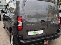 Gebraucht Peugeot Partner 131 PS (96 kW) 2020 Grau Van / Kleinbus