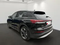 Gebraucht Audi Q4 e-tron Advanced 150 kW (204 PS) 2023 Mythosschwarz metallic SUV