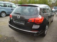 Usata Opel Astra 131 CV (96 kW) 2012 Marrone Station wagon