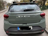 Gebraucht Dacia Sandero Expression 91 PS (66 kW) 2023 Grün Kleinwagen