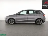Gebraucht Mercedes B200 AMG line 163 PS (119 kW) 2021 Mountaingrau Kleinwagen