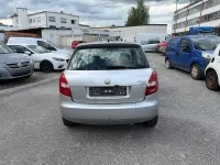 Gebraucht Skoda Fabia 60 PS (44 kW) 2010 Grau Limousine
