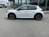 Gebraucht Peugeot e-208 GT 100 kW (136 PS) 2022 Lack weiss perlglänzend Kleinwagen