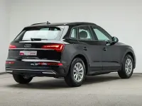 Gebraucht Audi Q5 Ambiente 163 PS (119 kW) 2022 Brillantschwarz (metallic) SUV