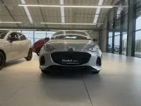 Neu Mazda 2 116 PS (85 kW) 2025 Silber Kleinwagen