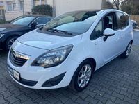 Gebraucht Opel Meriva 120 PS (88 kW) 2012 Weiß Van / Kleinbus