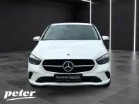 Gebraucht Mercedes B180 Progressive 136 PS (100 kW) 2025 Unilack polarweiß Kleinwagen