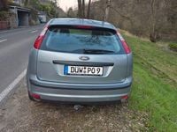 Gebraucht Ford Focus Ghia 101 PS (74 kW) 2005 Beige Limousine