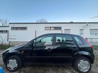 Gebraucht Ford Fiesta 80 PS (58 kW) 2004 Blau Kleinwagen