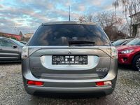 gebraucht Mitsubishi Outlander P-HEV Instyle 4WD